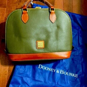 NWT dooney and Bourke purse